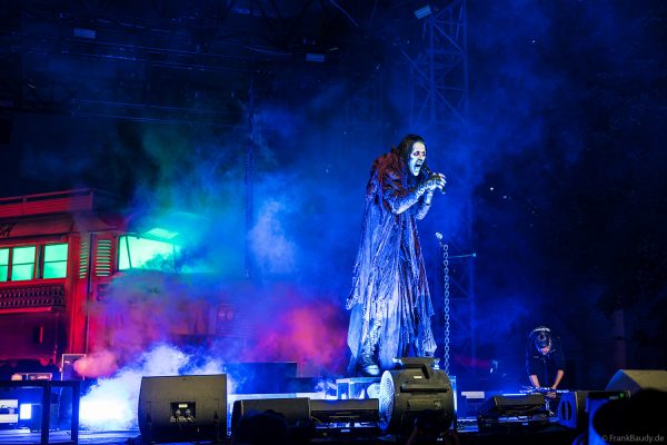 Cadaverous Black – ein Showact auf der Main Stage