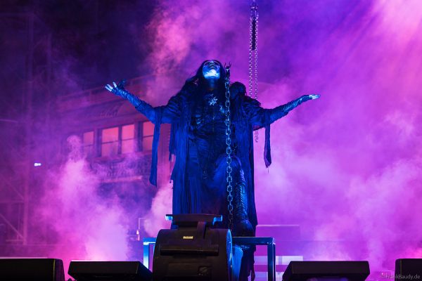 Cadaverous Black – ein Showact auf der Main Stage