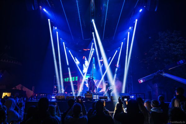 Cadaverous Black mit spektakulärer Lichtshow und Effekten bei TRAUMATICA 2026