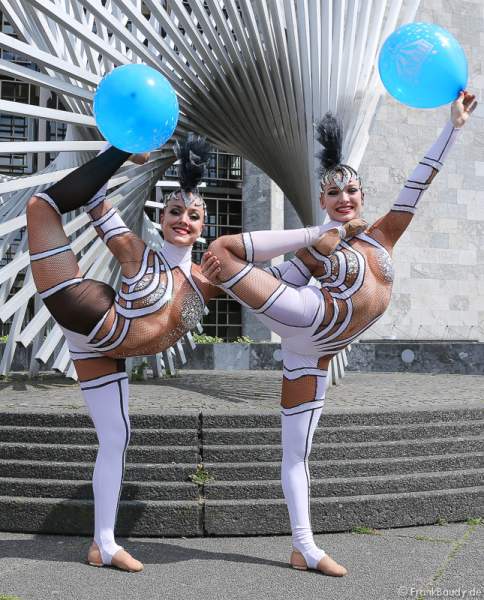 Alexandra & Kelly Saabel von Circus Roncalli